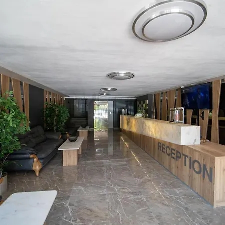 Otel Caesar 2 Kŭrdzhali